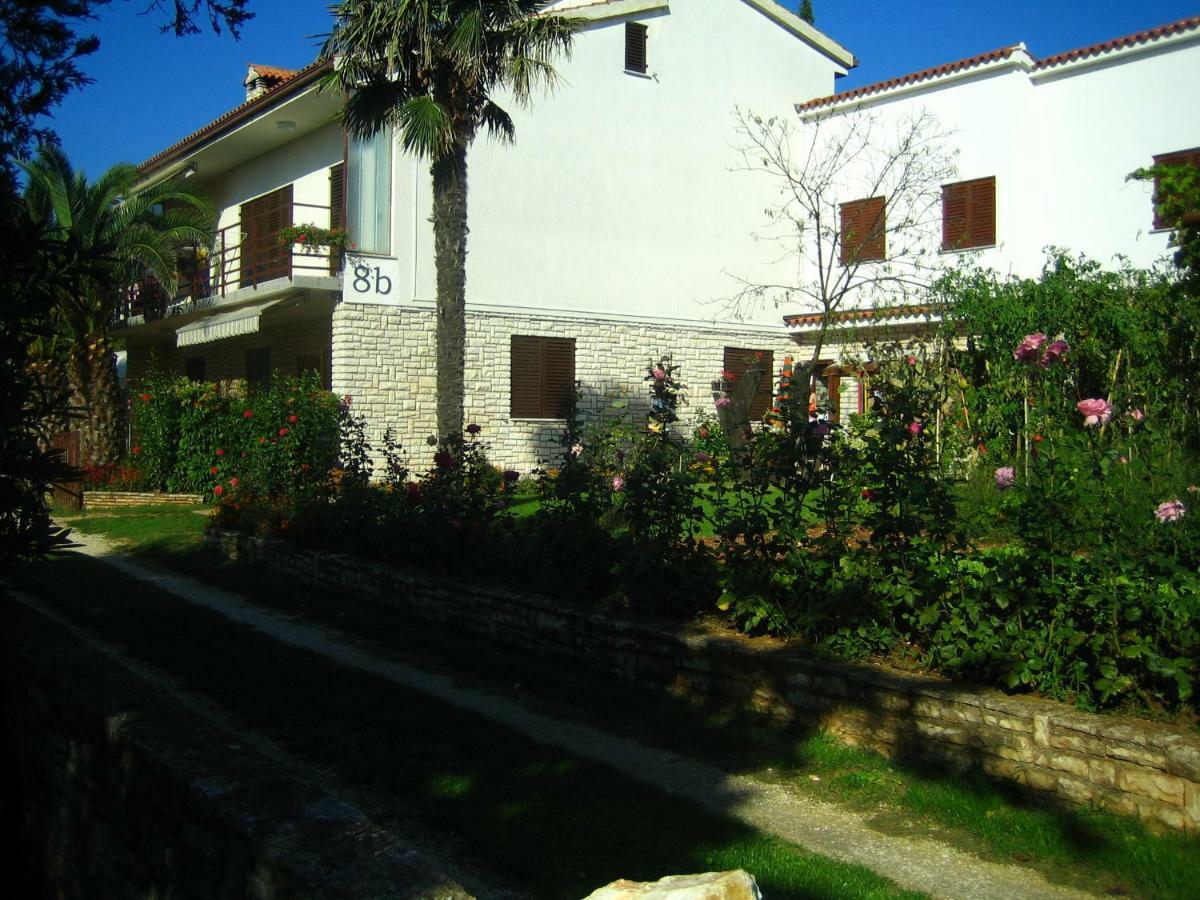 Apartments Bencic Premantura Exterior photo